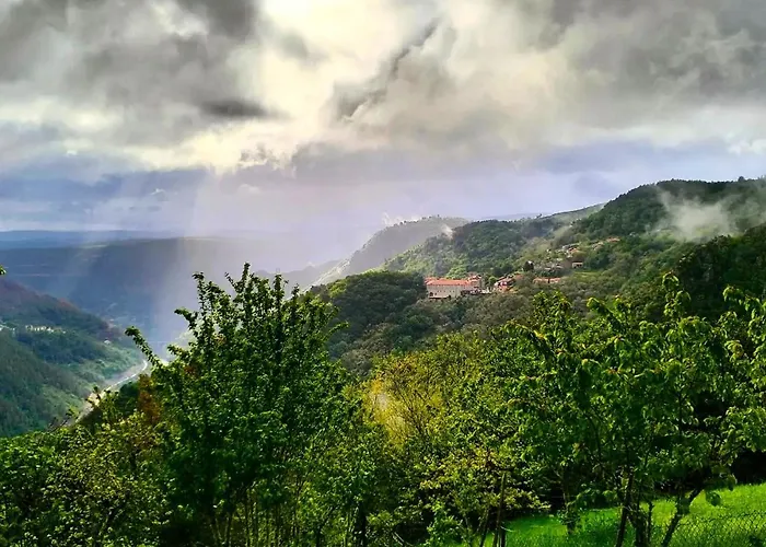 Dom wakacyjny A Calma Paradela (Ourense)